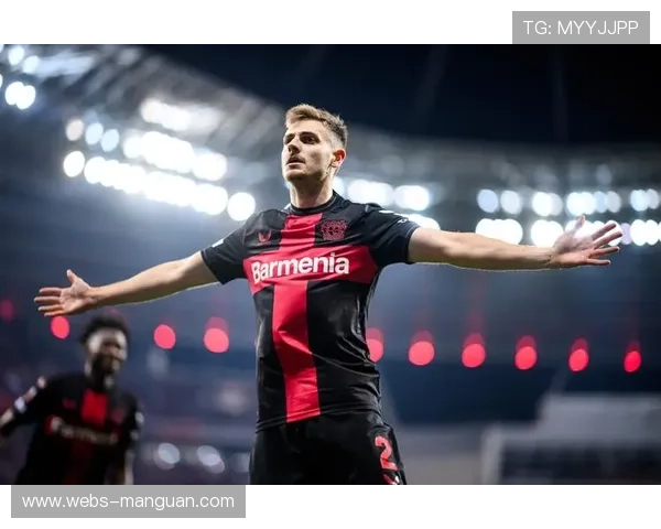 斯塔尼希奇首开记录瞬间,拜仁角球战术完美执行