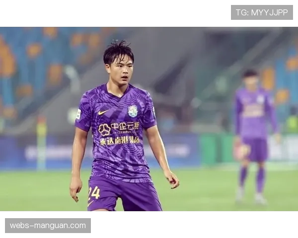 河南队1-1战平天津津门虎，两队各有一名球员被红牌罚下